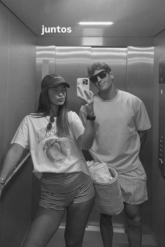 Joan Verdú y Laura Escanes en Fuerteventura / Instagram Joan Verdú y Laura Escanes en Fuerteventura / Instagram