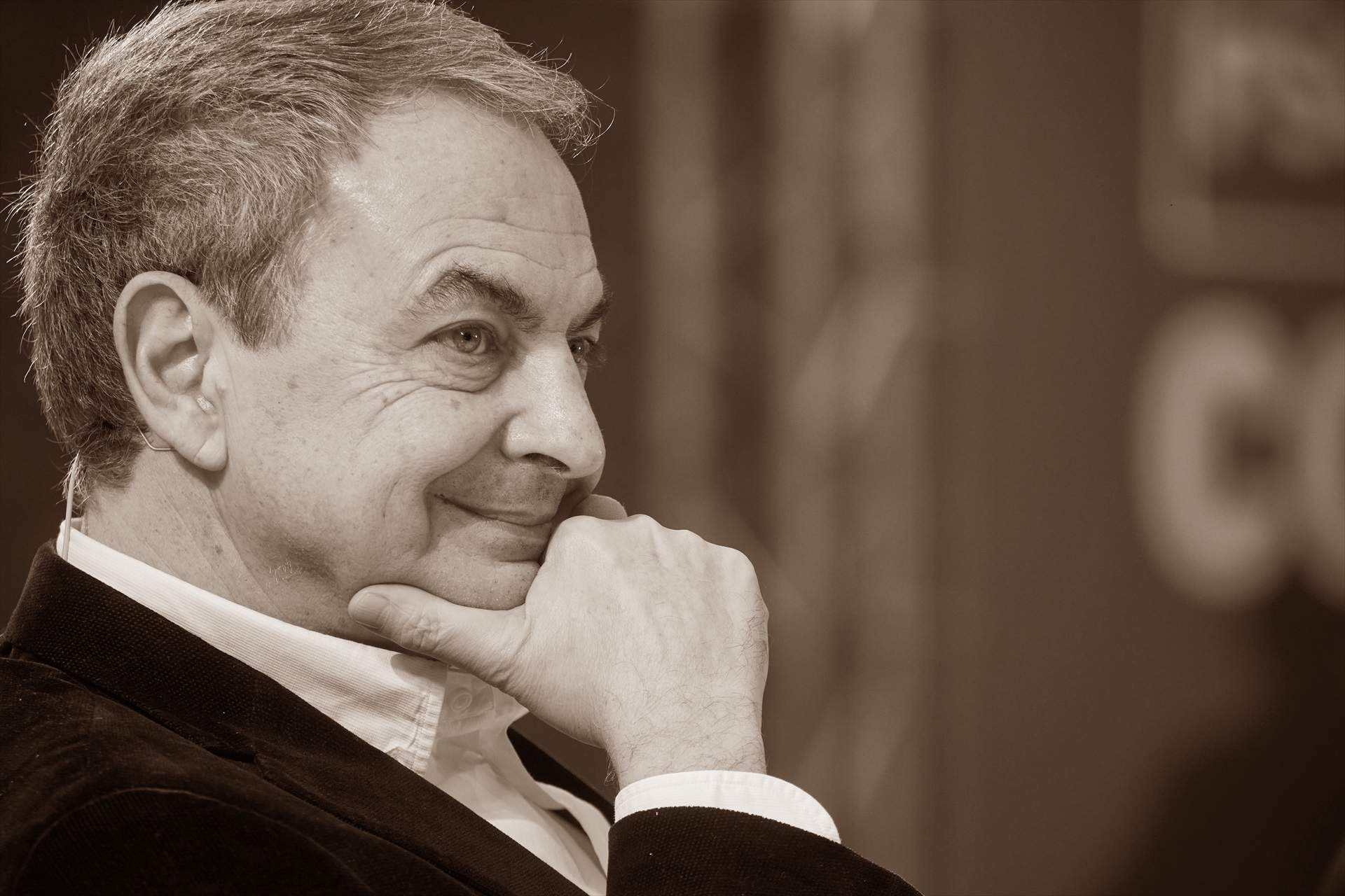 Las portadas | El sacrificio del "trilero" Zapatero que exige Junts, según l''ABC'