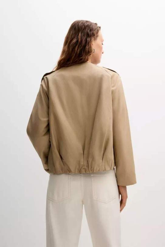 Cazadora bomber ligera