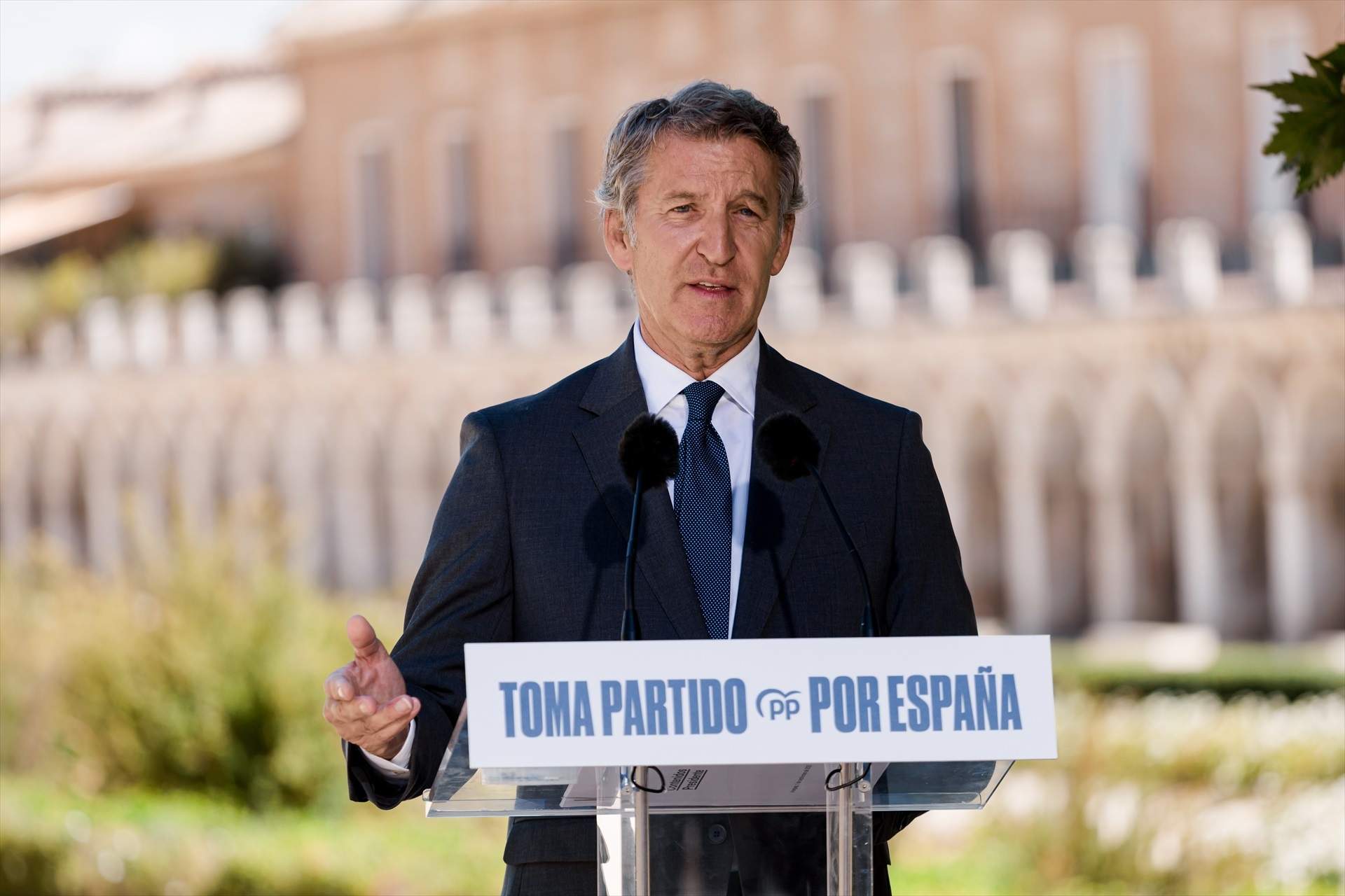 Feijóo, sobre la reunión de Illa con Puigdemont: “A lo mejor pretende sustituir a Cerdán como interlocutor”