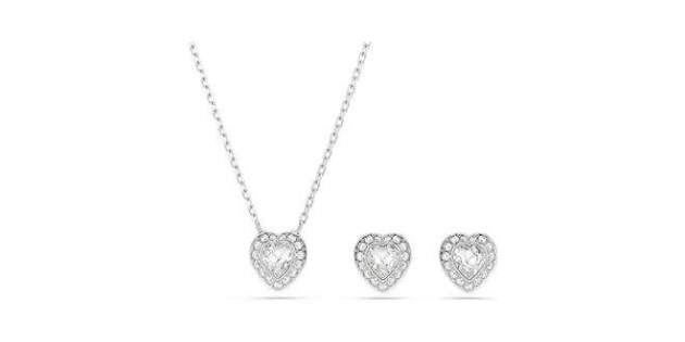 Ariana Grande con Swarovski Ariana Grande con Swarovski