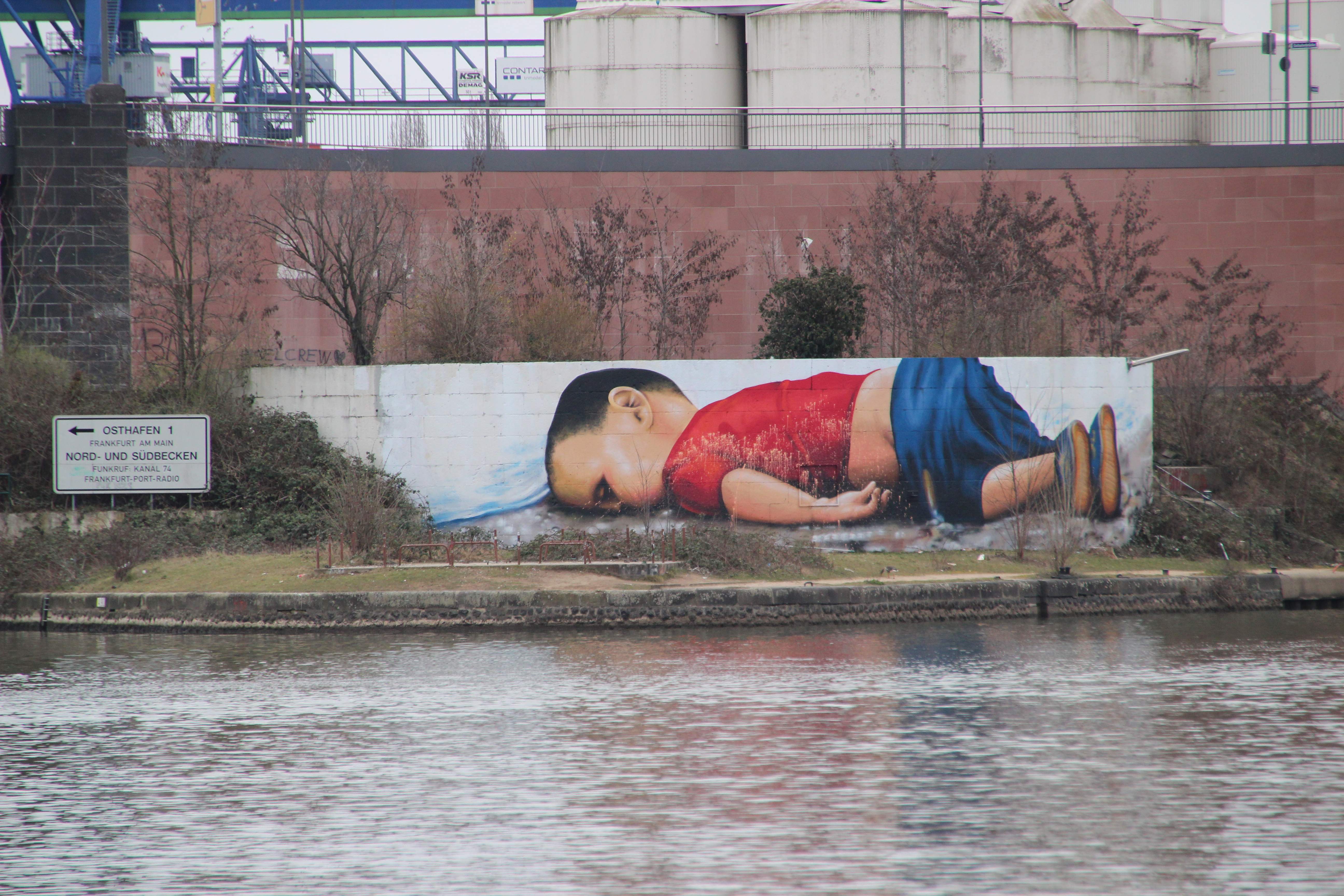 Deu anys després de la foto de l'Alan Kurdi, com ha canviat la situació del Mediterrani?