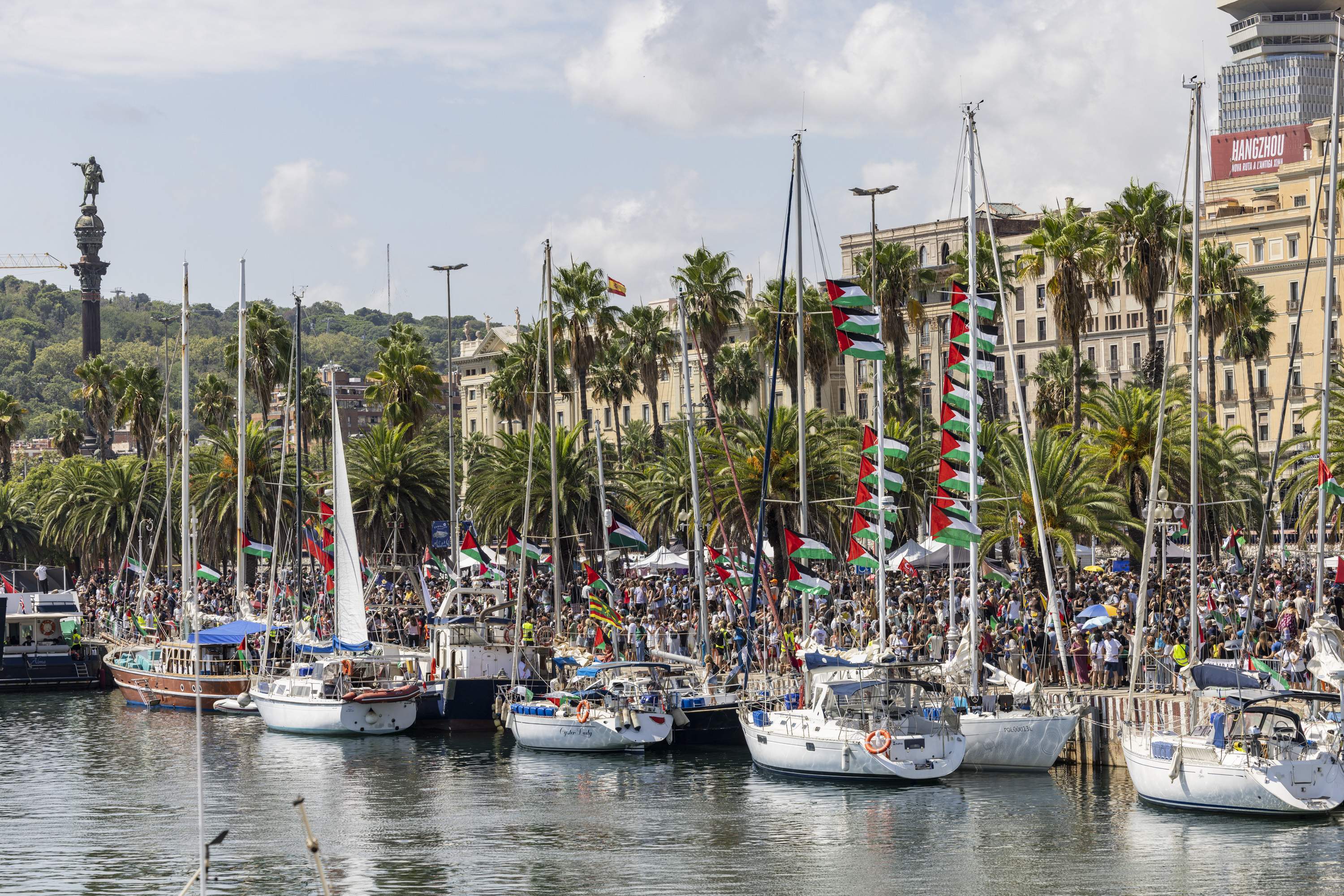 La Global Sumud Flotilla ja és a Tunísia, però els vaixells tunisians ajornen la sortida a dimecres