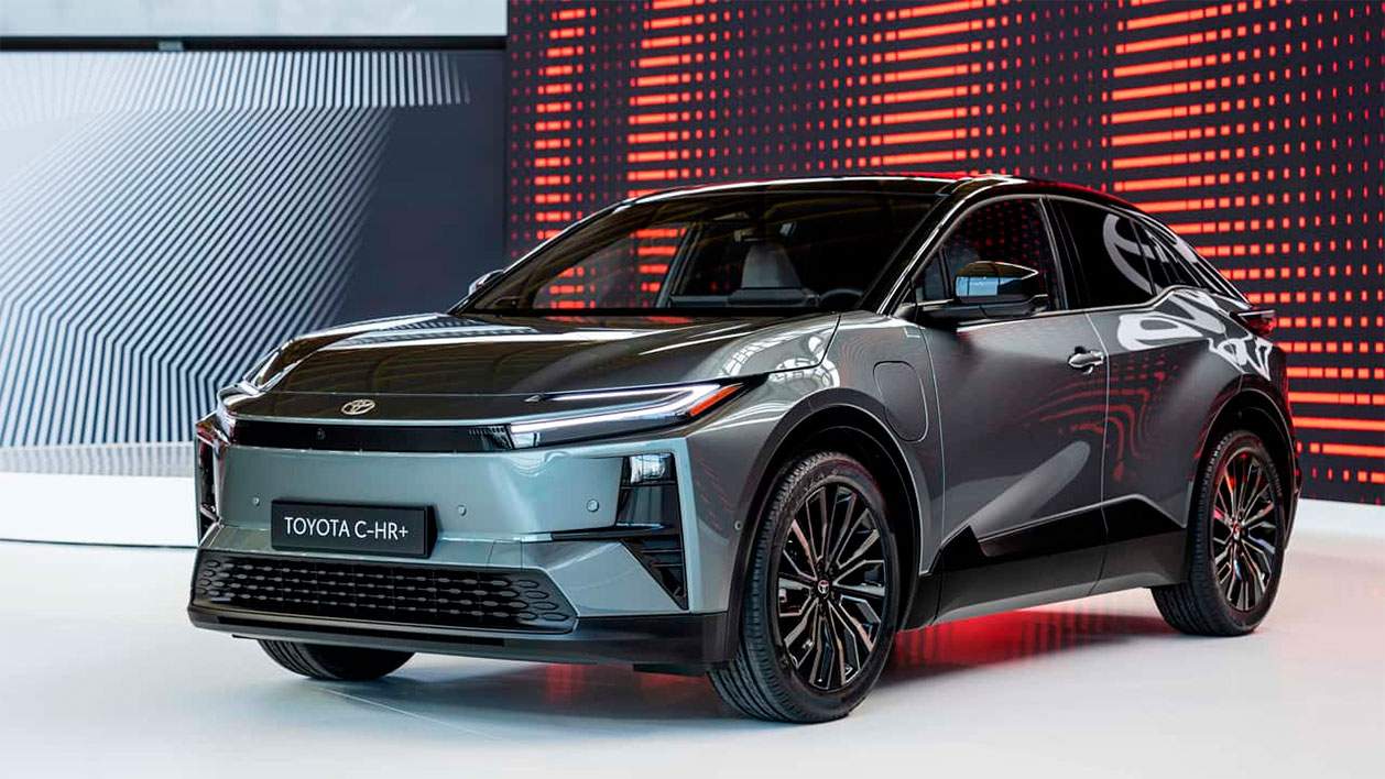 Toyota le inyecta más potencia al C-HR en una nueva versión con tracción a las cuatro ruedas