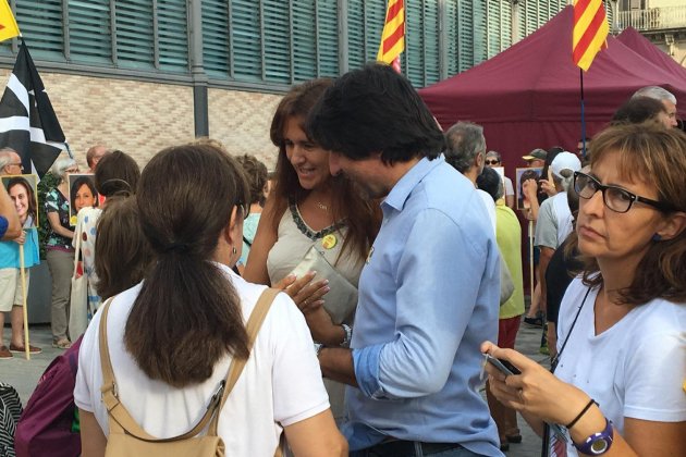 Dalmases i Laura Borras acte 11 mesos jordis - adria rovira Dalmases i Laura Borras acte 11 mesos jordis - adria rovira
