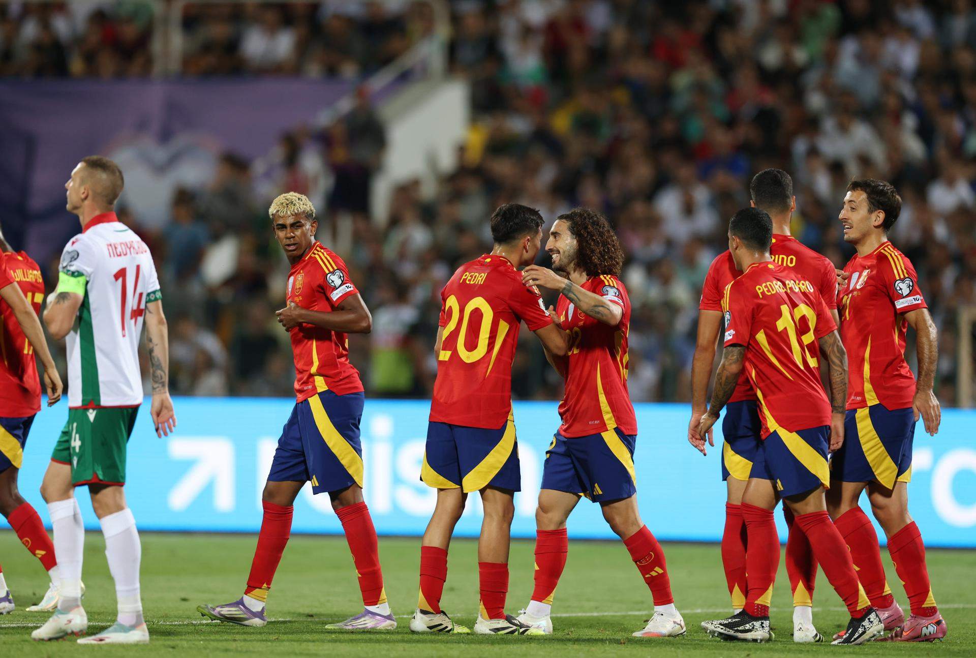 Espanya passa per sobre de Bulgària (0-3) i posa la primera pedra del seu camí cap al Mundial