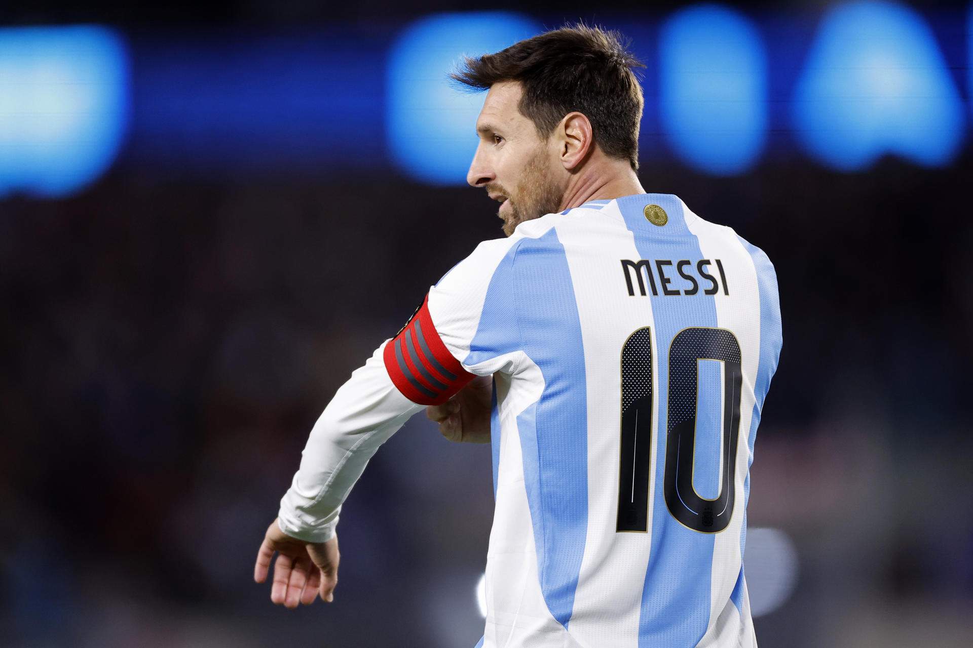 Leo Messi pone en duda su presencia en el Mundial: "Lo más lógico es que no llegue"