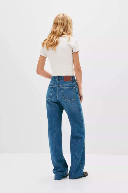 Jeans rectos tiro alto Jeans rectos tiro alto