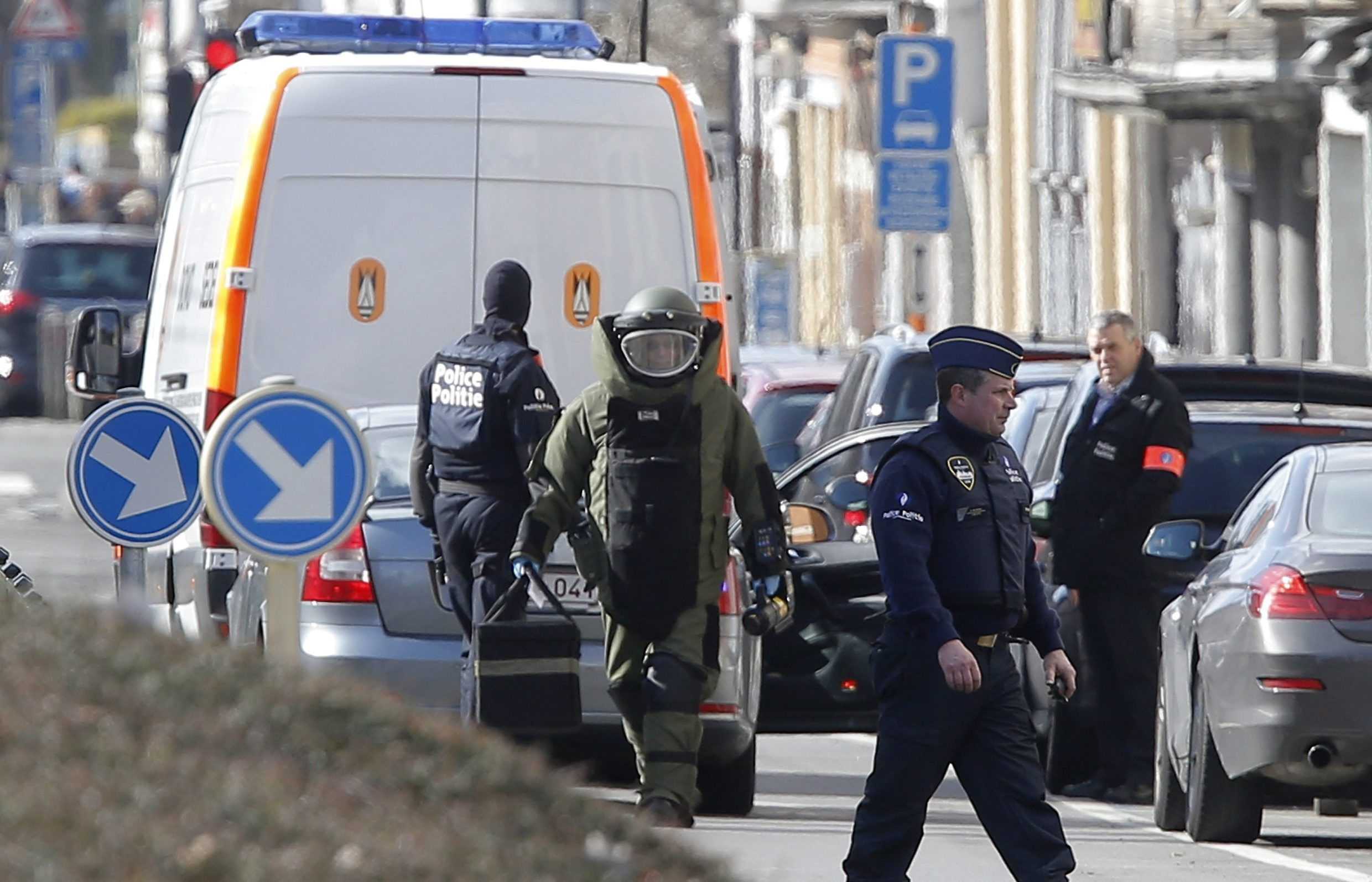 S'estreny el setge contra els terroristes a Brussel·les