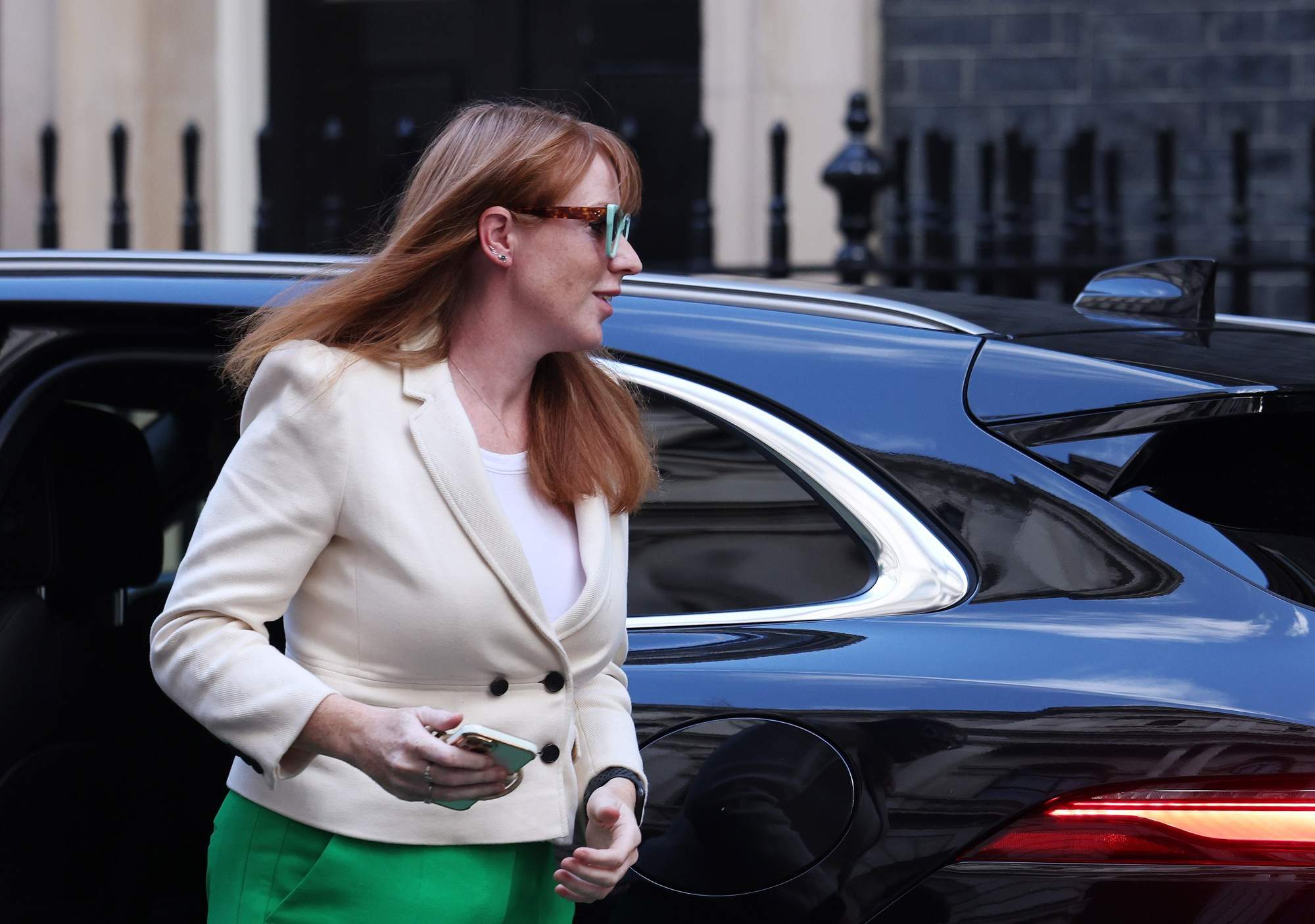 Dimiteix la número dos del govern britànic per un escàndol sobre els seus impostos