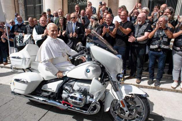 papa Lleó XIV, moto BMW / @vaticanmedia papa Lleó XIV, moto BMW / @vaticanmedia