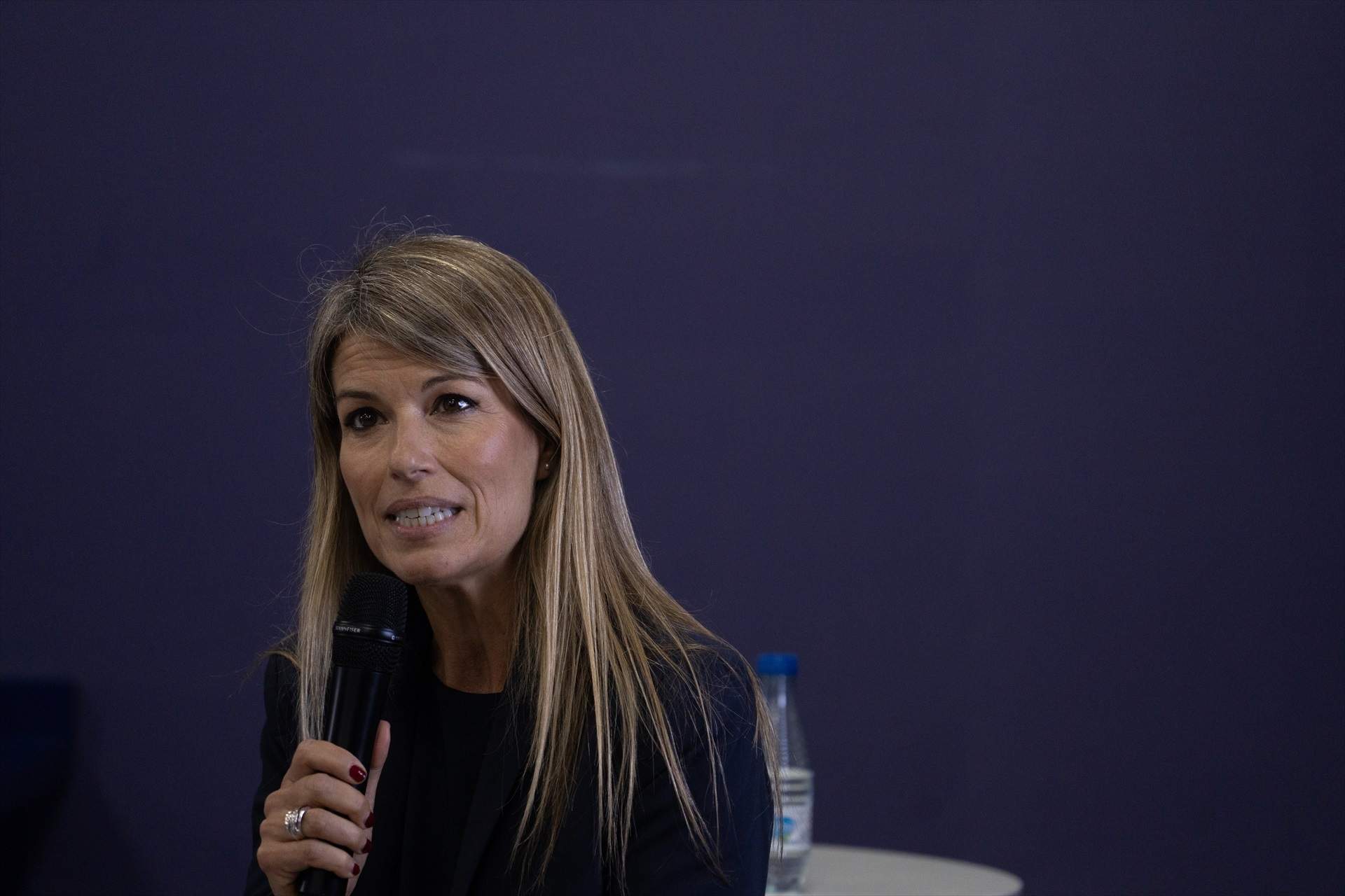 La periodista que comió con Mazón el día de la DANA rompe el silencio con un comunicado dramático
