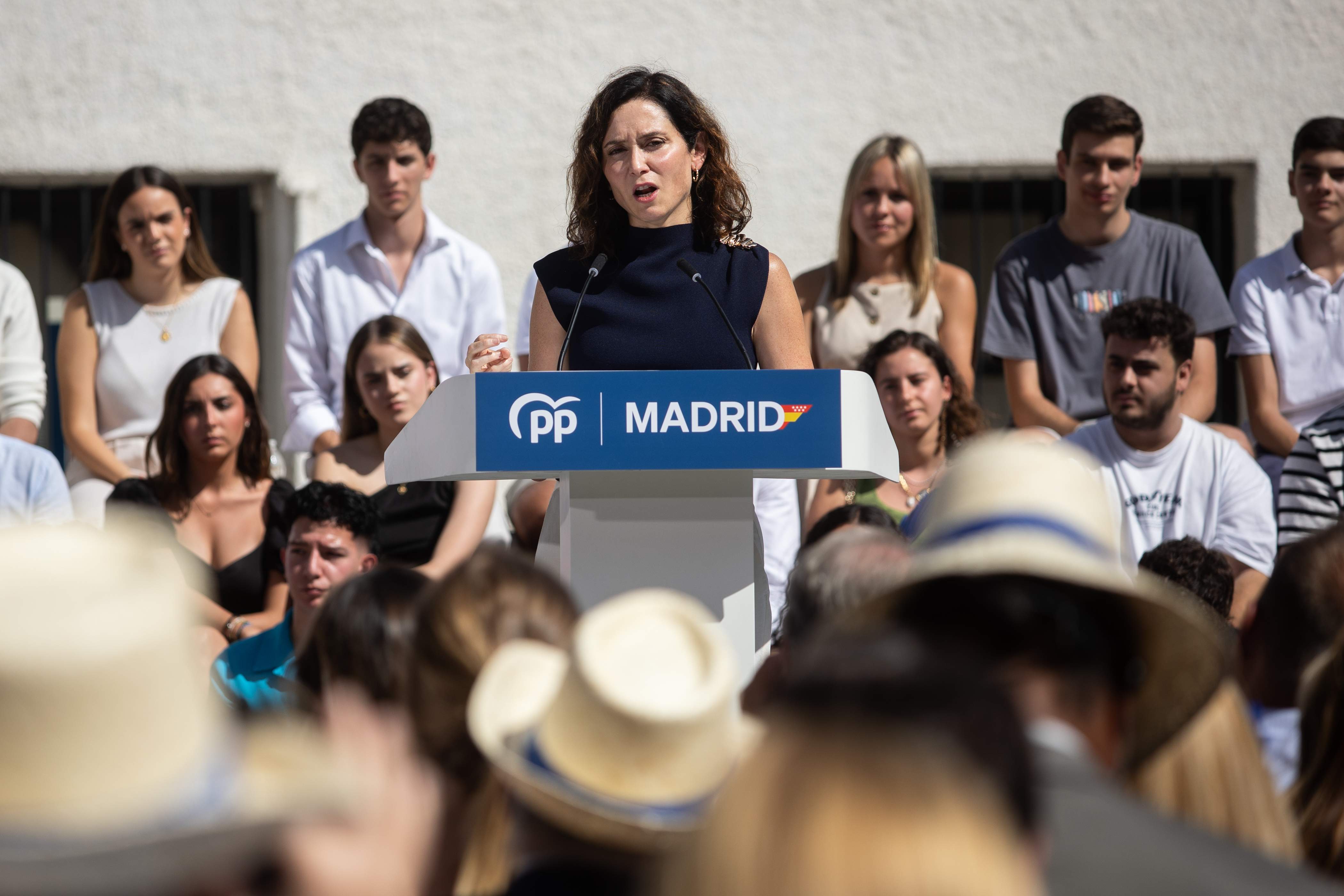 Ayuso compara las protestas en La Vuelta con el atentado terrorista de los Juegos Olímpicos de Múnich 1972