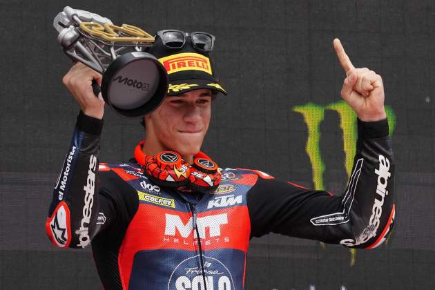 Ángel Piqueras victoria gp Catalunya Moto3 / Foto: EFE