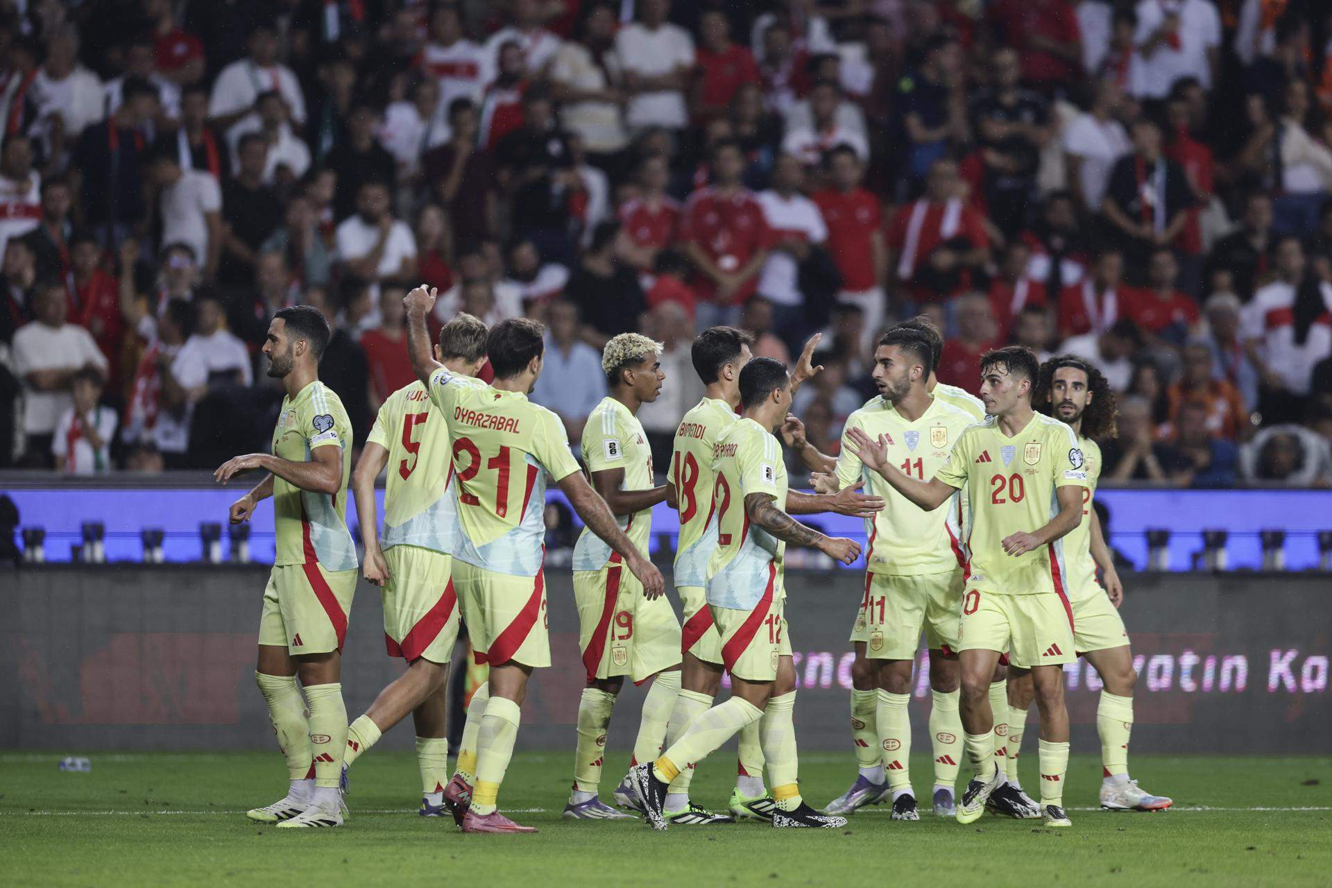 Espanya humilia Turquia en una autèntica exhibició de futbol (0-6)