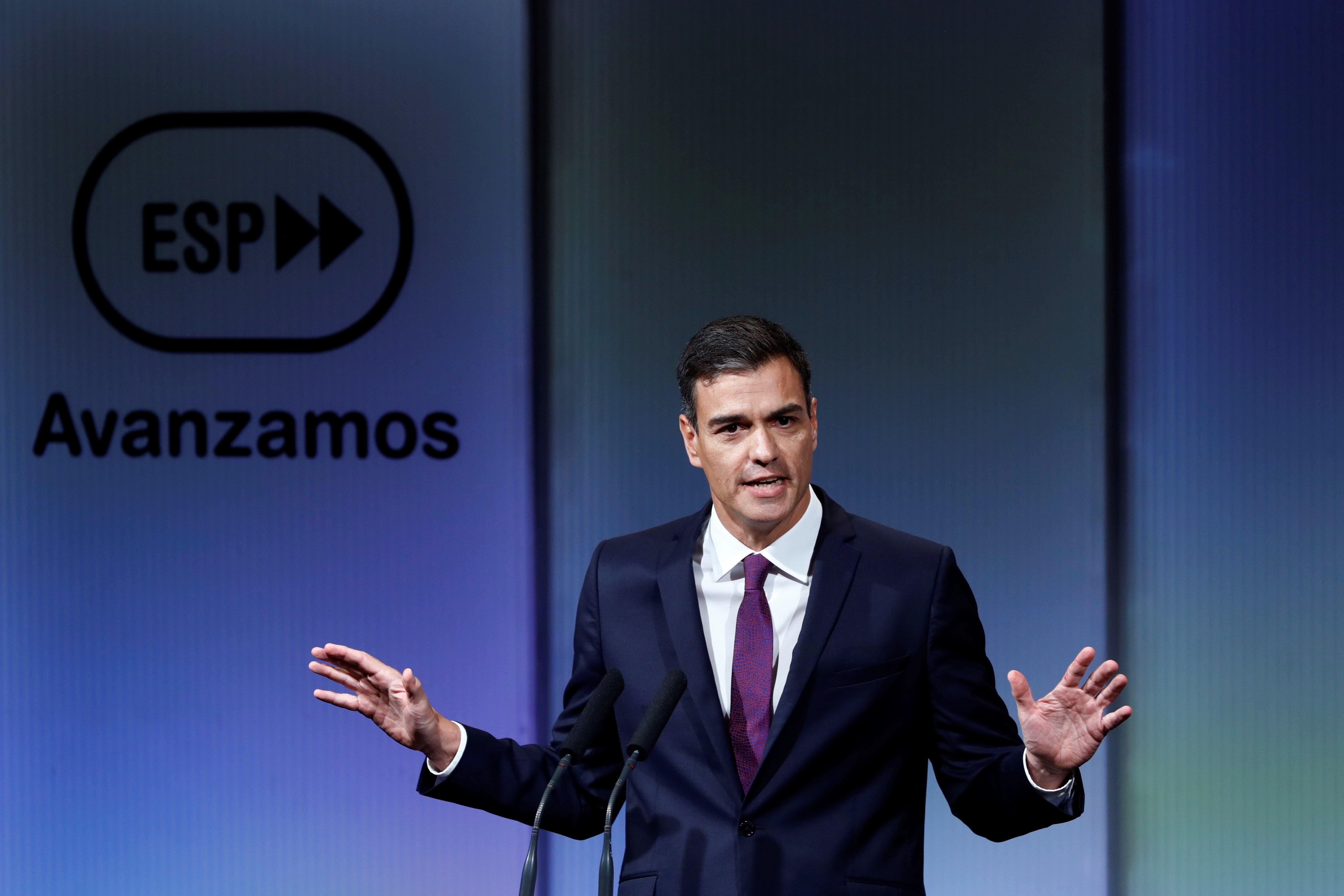 Sánchez proposa limitar els aforaments (però n'exclou jutges i la família reial)