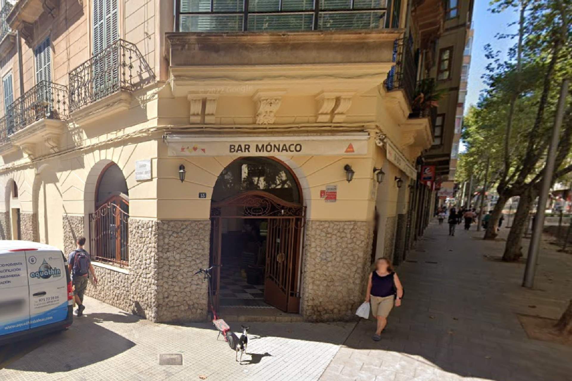 Denuncian un caso de catalanofobia en un bar de Mallorca: "Habla castellano si quieres que te entienda"