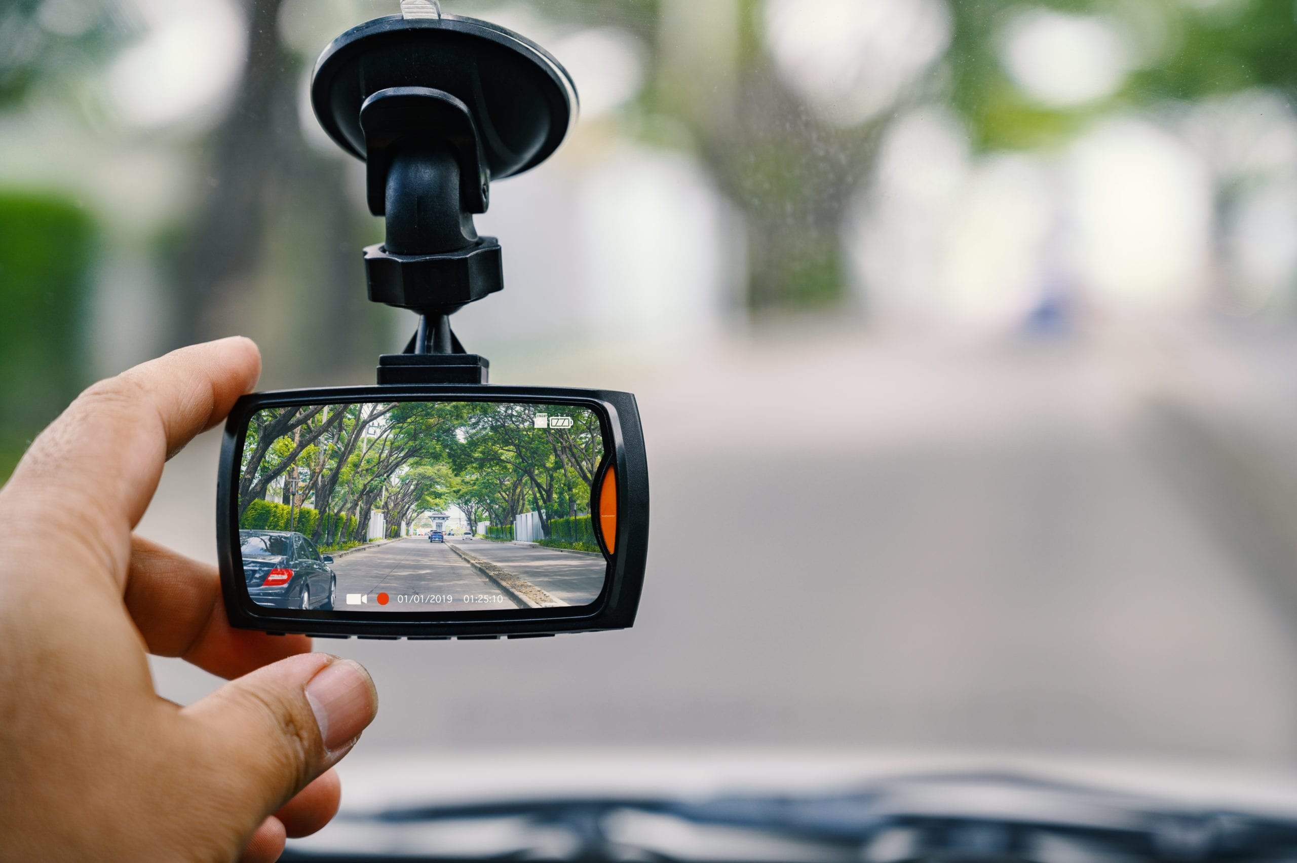La cambra 4K per al cotxe que inclou GPS i és legal segons la DGT, ara arrasa per preu