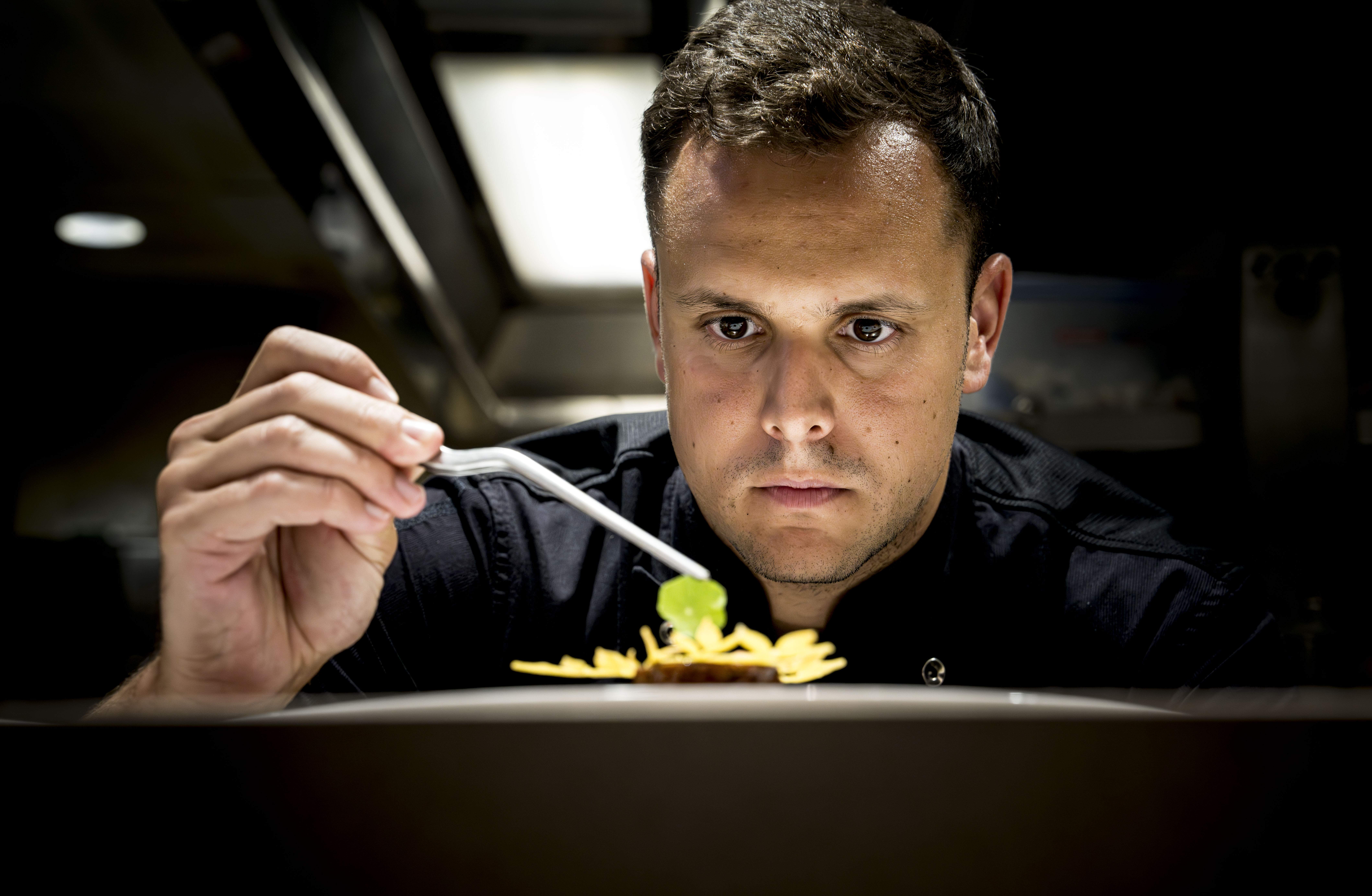 El restaurante de Barcelona de Jordi Cruz que es todo un triunfo nacional