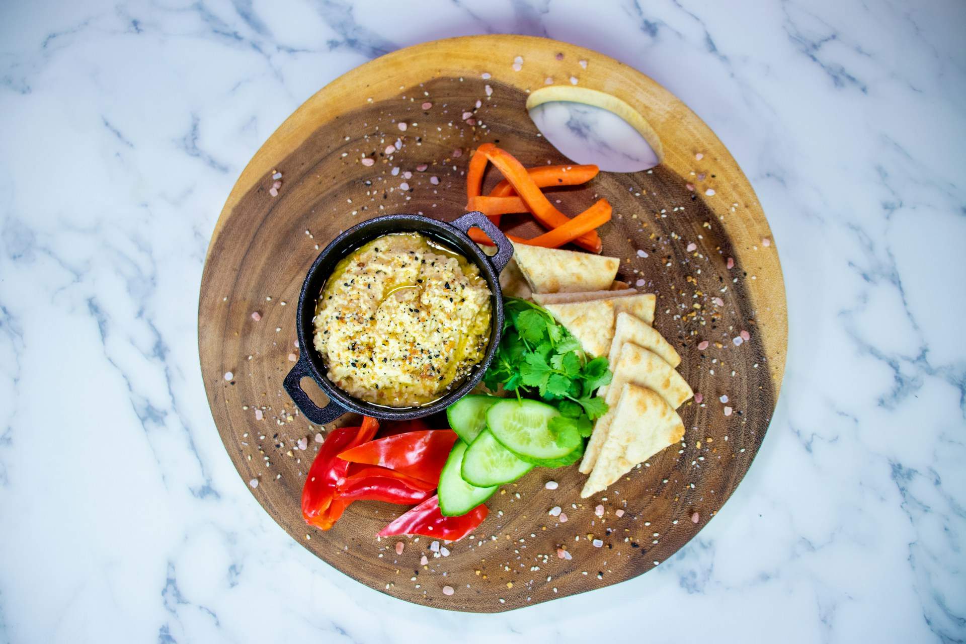 Cómo hacer un hummus cremoso y rápido sin tahina