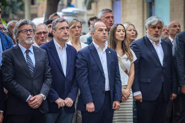 jordi turull toni castellà batet aitor esteban junts ofrena floral diada acn