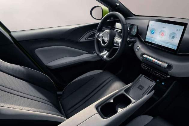 BYD Dolphin Surf