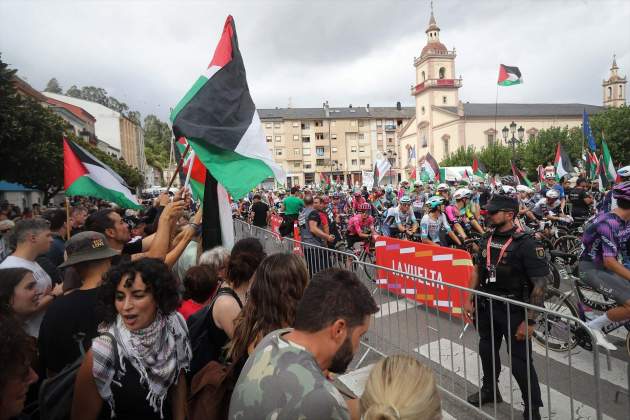 Vuelta a España protesta Palestina / Foto: Europa Press - Carlos Castro