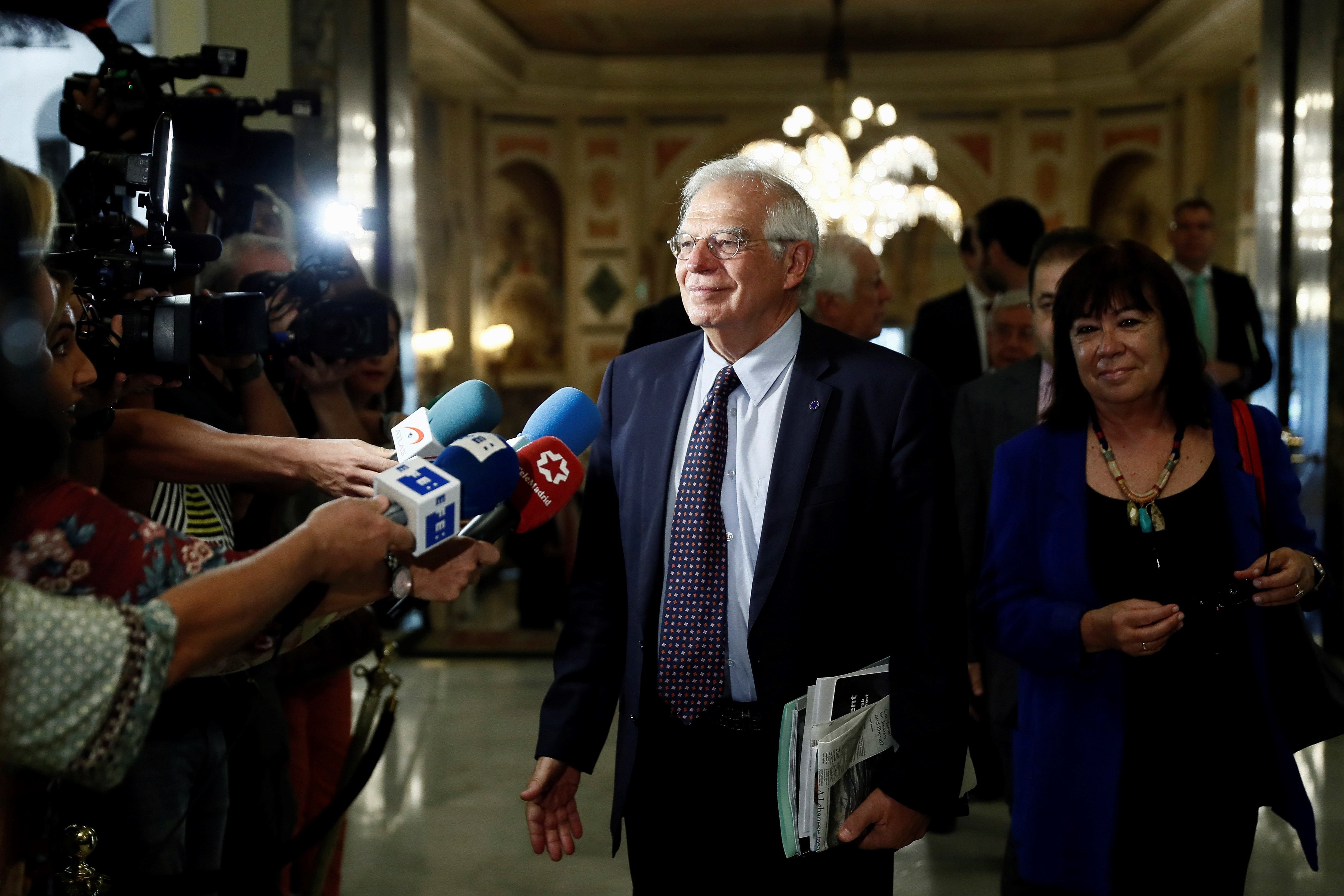 Borrell justifica las quejas por la carta del presidente del Parlamento flamenco a Forcadell