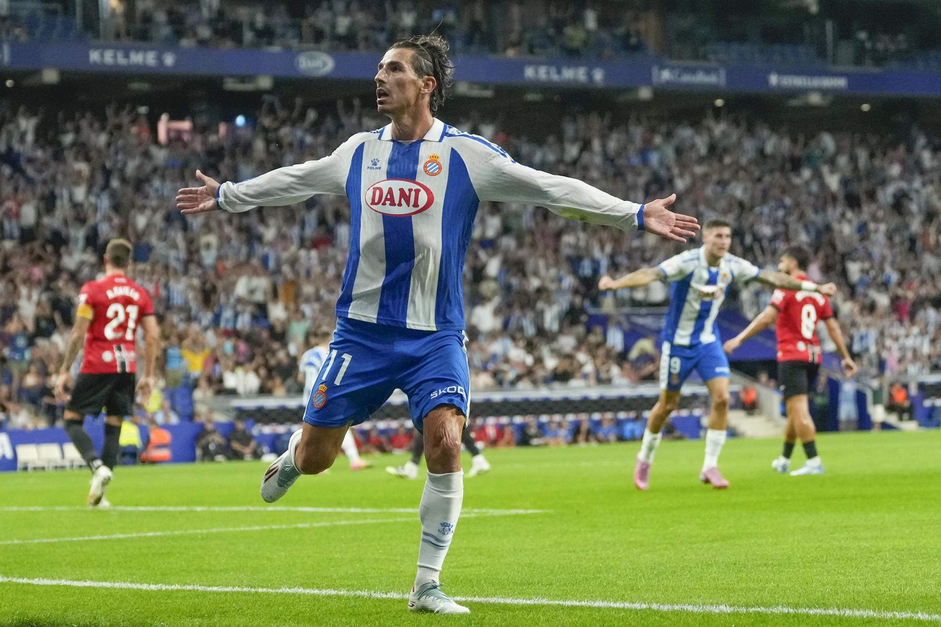 Pere Milla escalfa el derbi responent a una pregunta sobre quin jugador del Barça trepitjaria