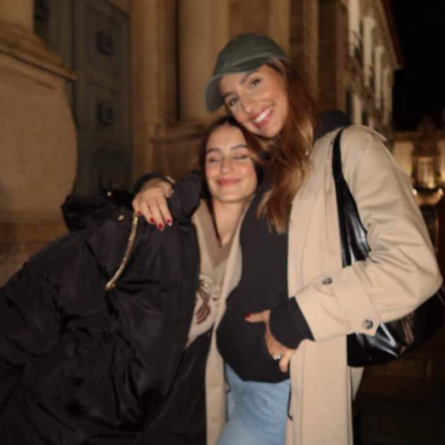 Luna Serrat i Marina Romero   Instagram