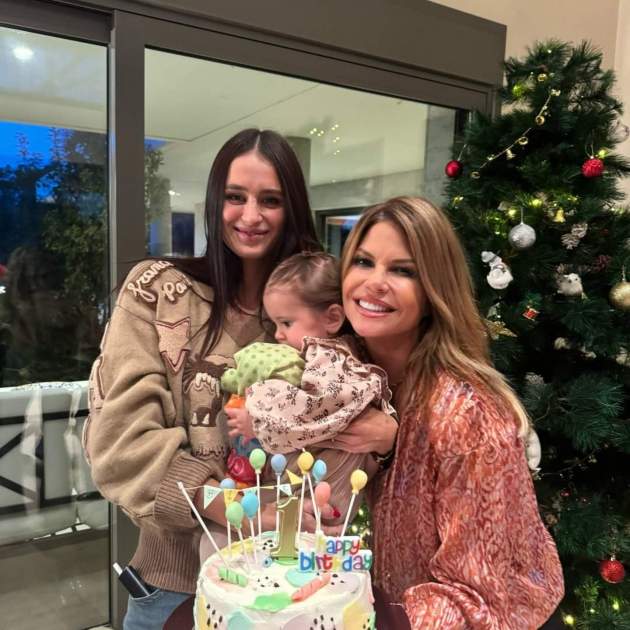 Makoke amb Marina Romero, la seva nora i la seva neta   Instagram
