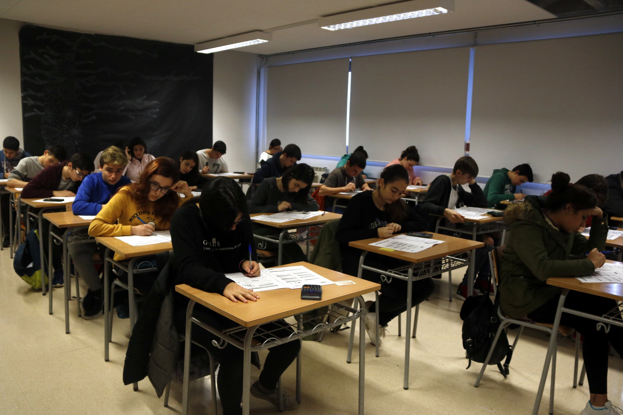 Un sindicato minoritario denuncia adoctrinamiento "intenso" en aulas catalanas