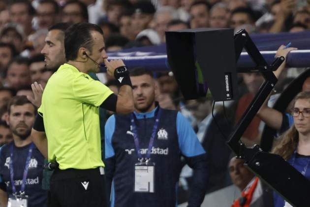Árbitro Irfan Pljto Real Madrid Olympique Marsella VAR  / Foto: EFE