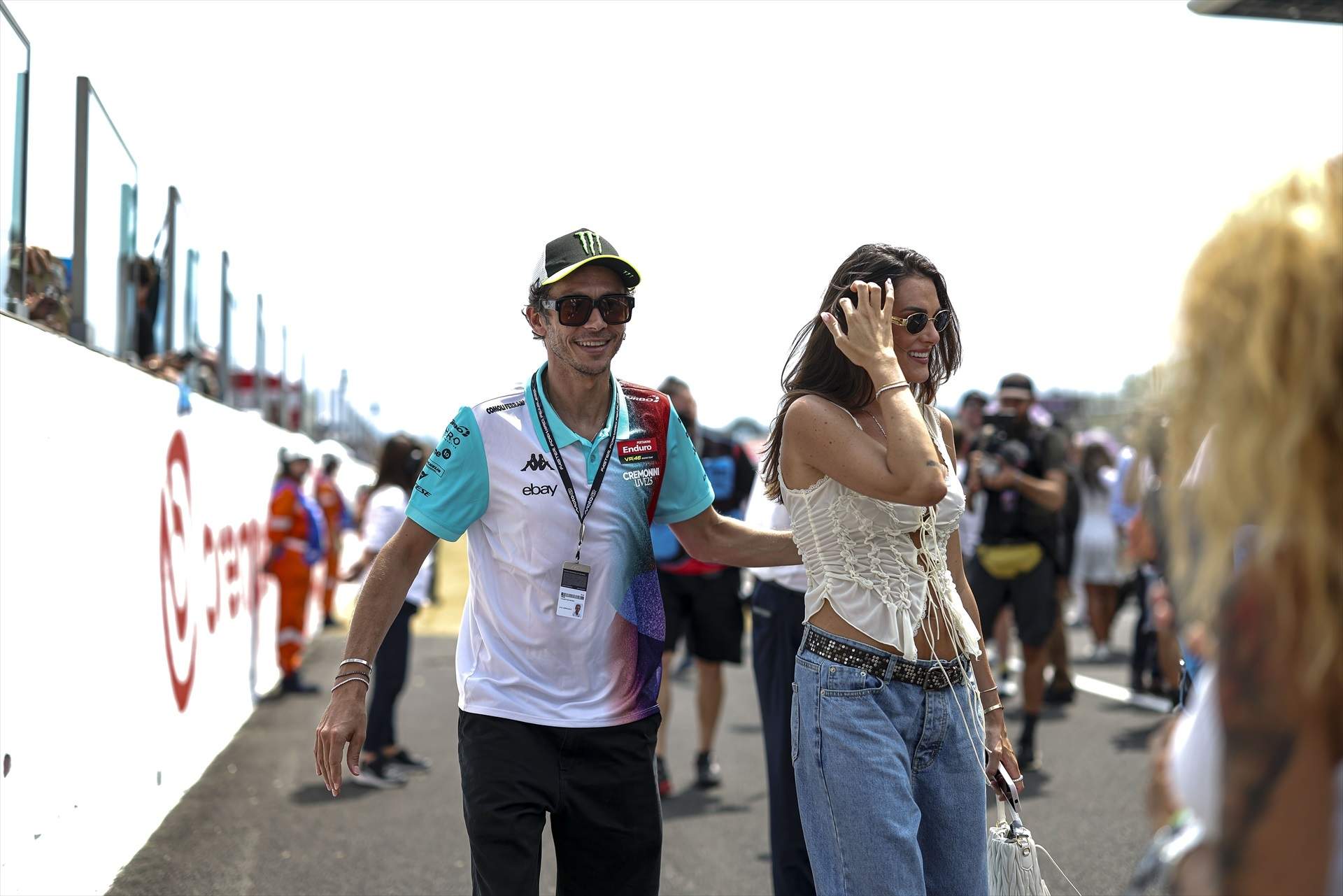 Valentino Rossi intenta iniciar una guerra entre germans, Álex i Marc Márquez