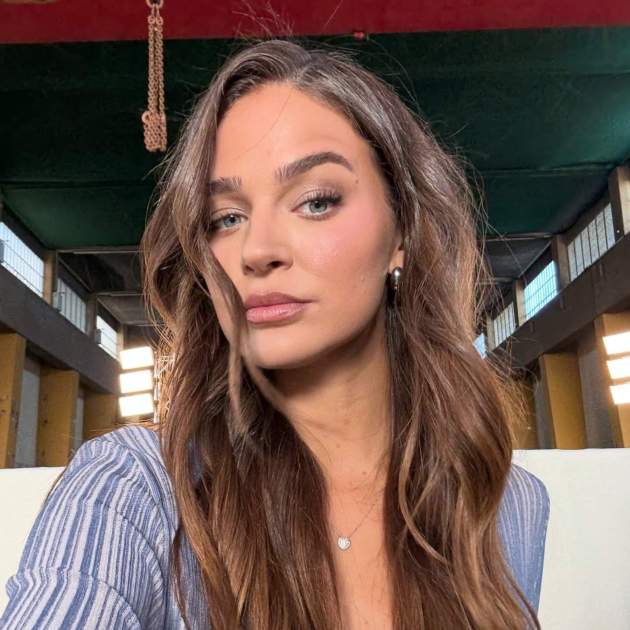 Laura Escanes / Instagram