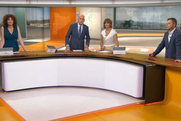 Marta Bosch, Xavi Coral, Raquel Sans y Francesc|Francisco Mauri, en el último 'TN migdia' juntos TV3