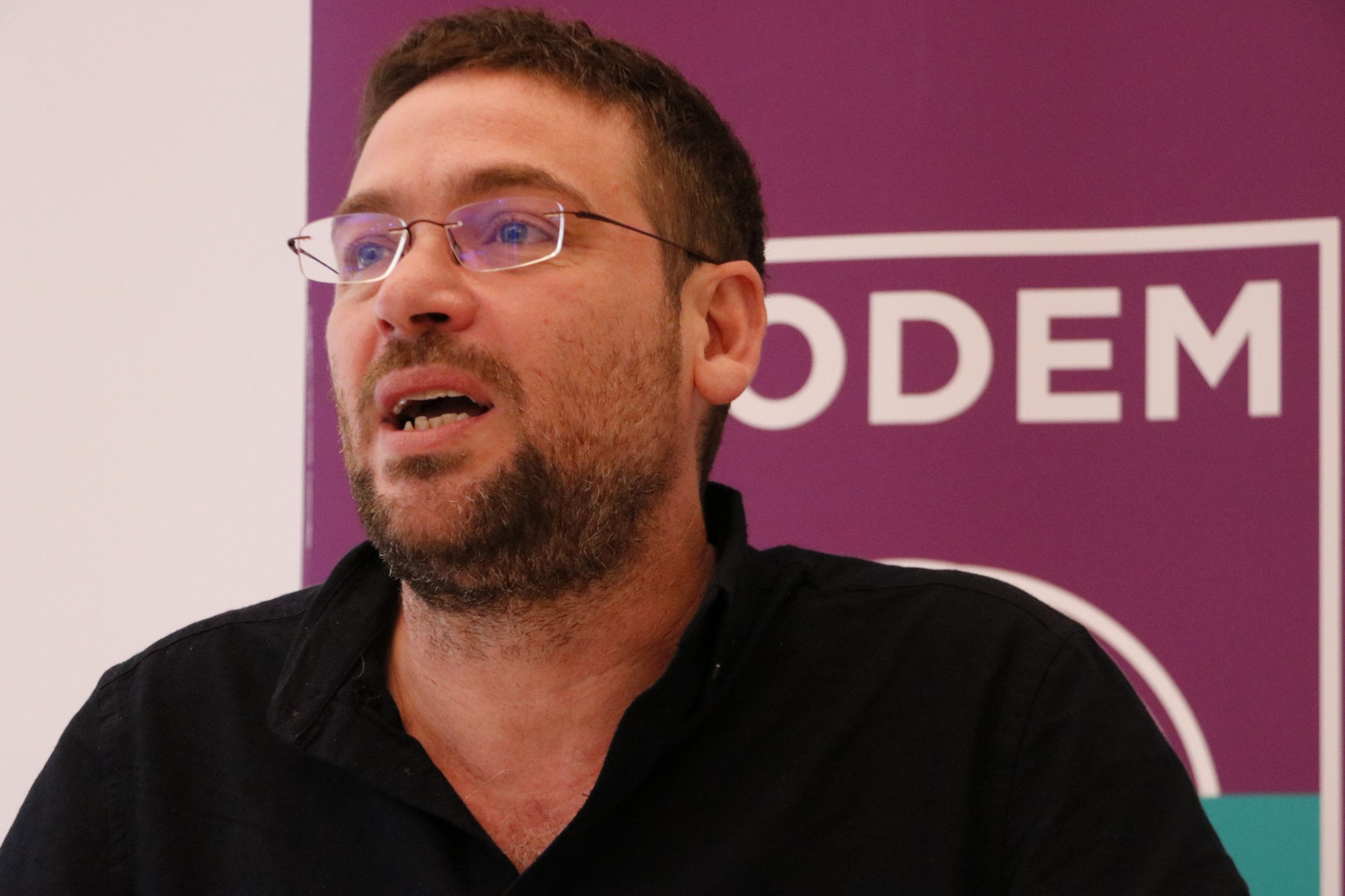 Los inscritos a Podem votarán si participan en el congreso fundacional de los comuns