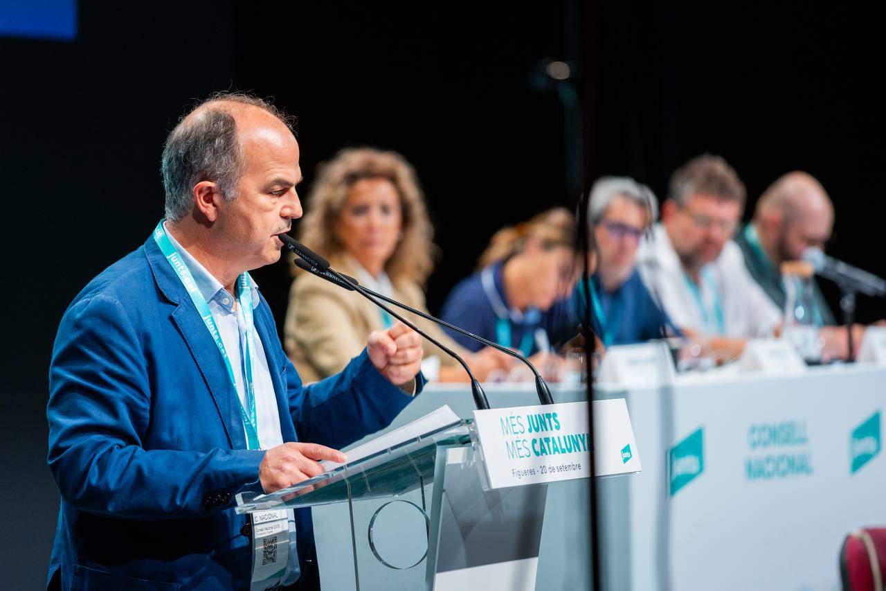 Turull eleva el tono y tilda a Podemos de "catalanófobos anticatalanistas" per el 'no' a la ley de inmigración