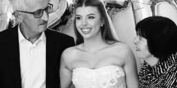 Adna, la influencer bosnia que acaba de morir, al lado de su marido IG4