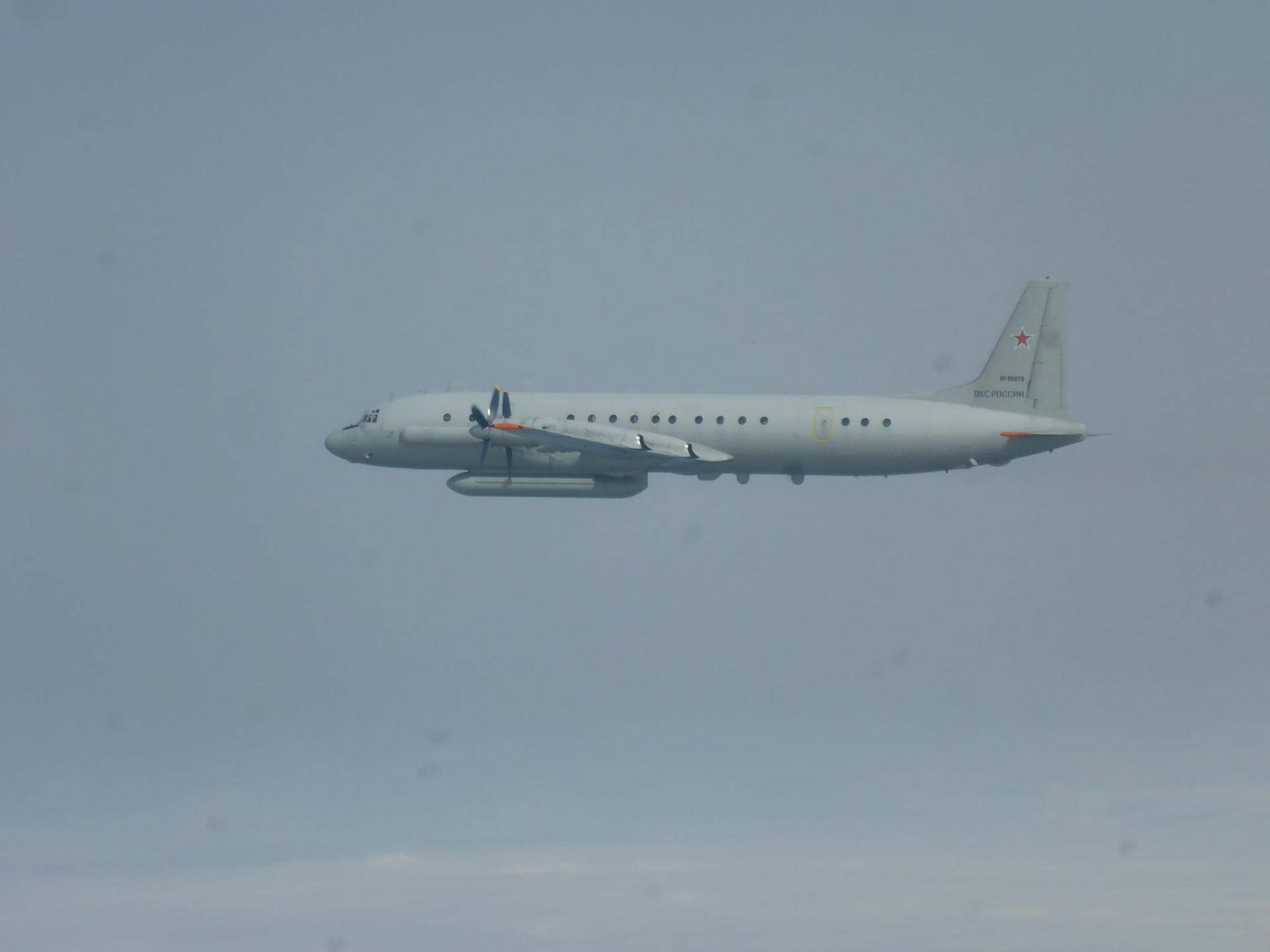 Un avió rus sense identificar sobre el Bàltic posa novament en alerta l'OTAN