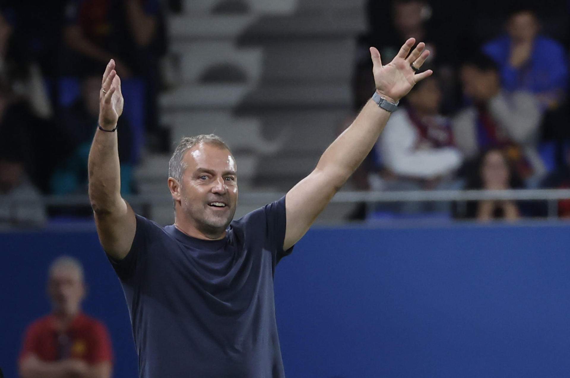 A Flick li queda clar davant del Getafe: no pot treure'l de l'onze