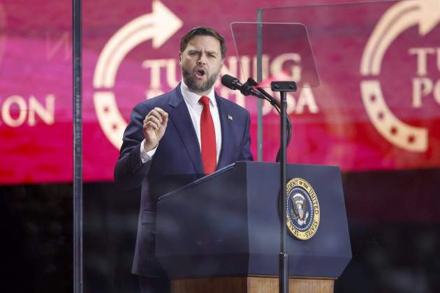 JD Vance, vicepresidente EE.UU., a funeral Charlie Kirk, Arizona / Efe JD Vance, vicepresidente EE.UU., a funeral Charlie Kirk, Arizona / Efe