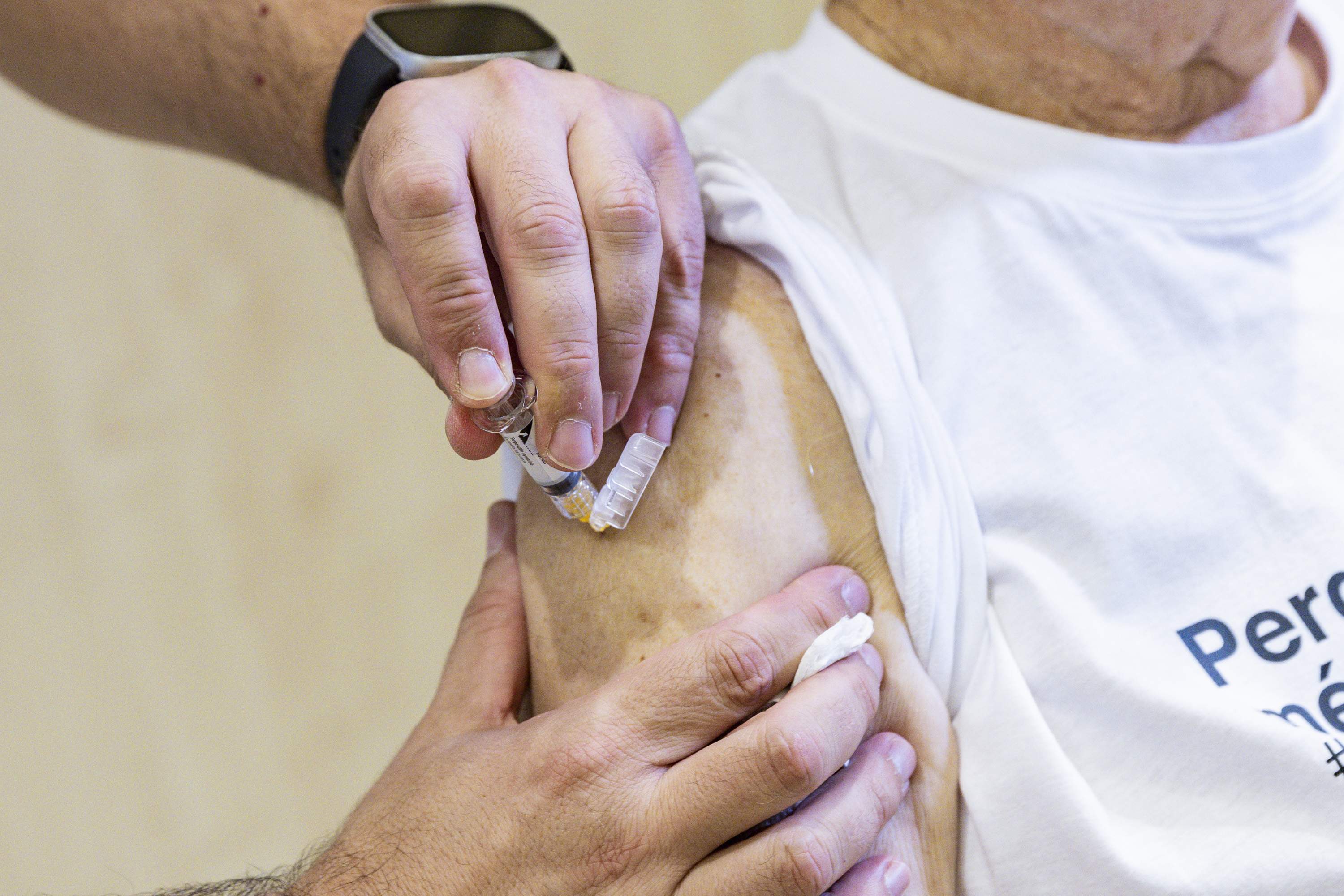 Grito de alerta en Europa por el avance de la gripe: recomiendan vacunarse ya