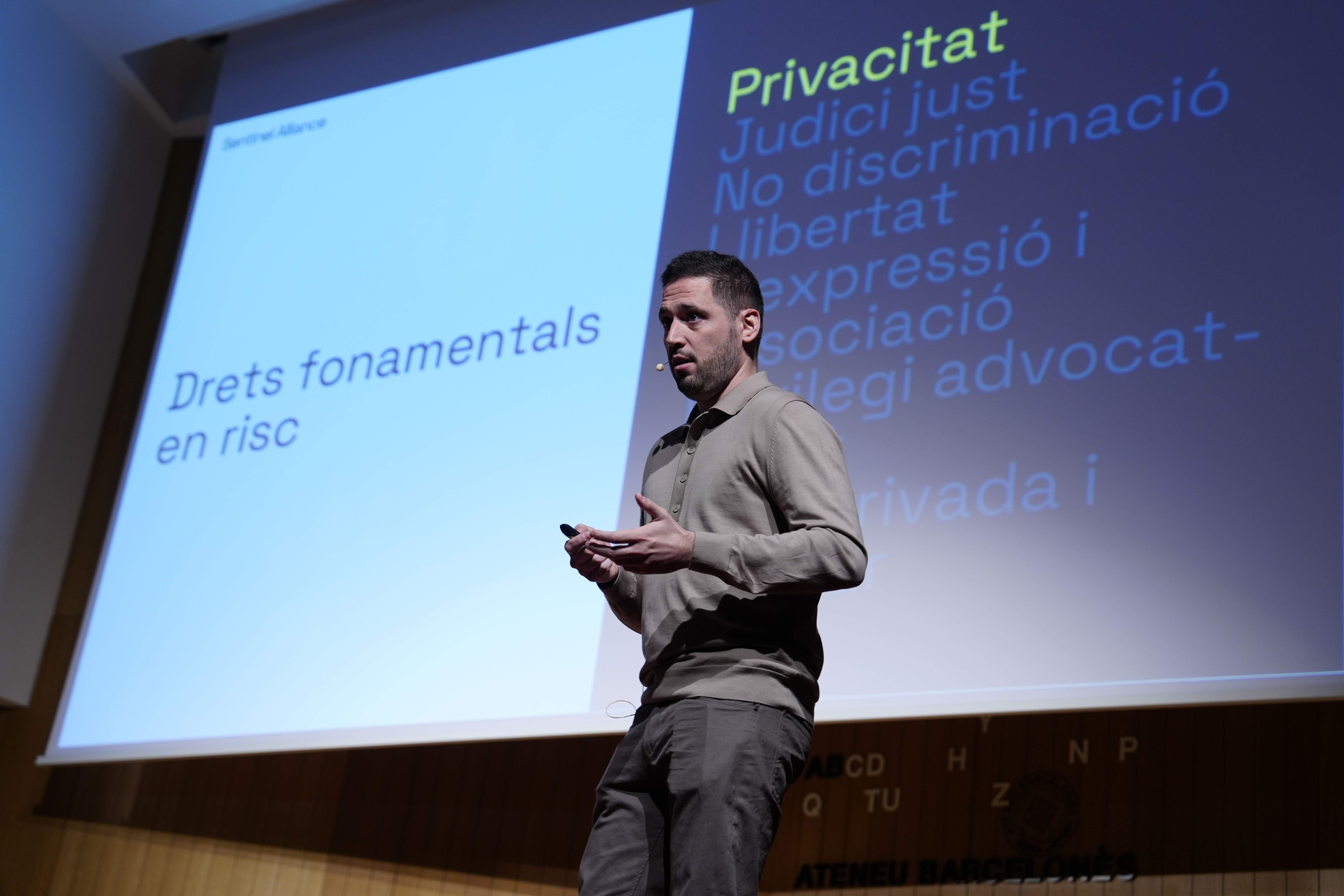 Els programadors espiats amb Pegasus i Candiru entreguen els seus dispositius al jutjat per al peritatge