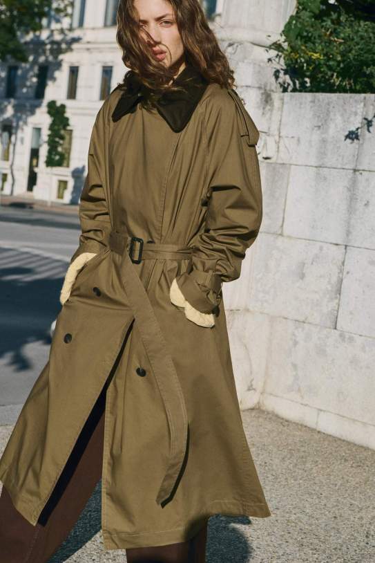 Gabardina de Mango Gabardina de Mango