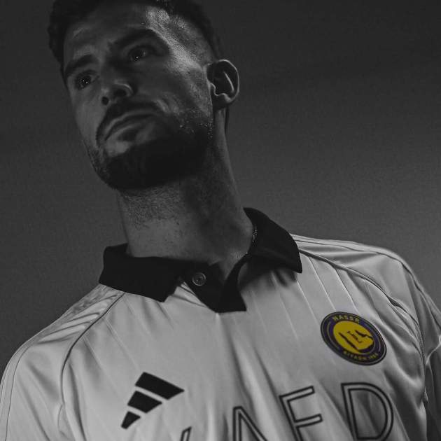 Íñigo Martínez, jugador de l'Al Nassr   Instagram
