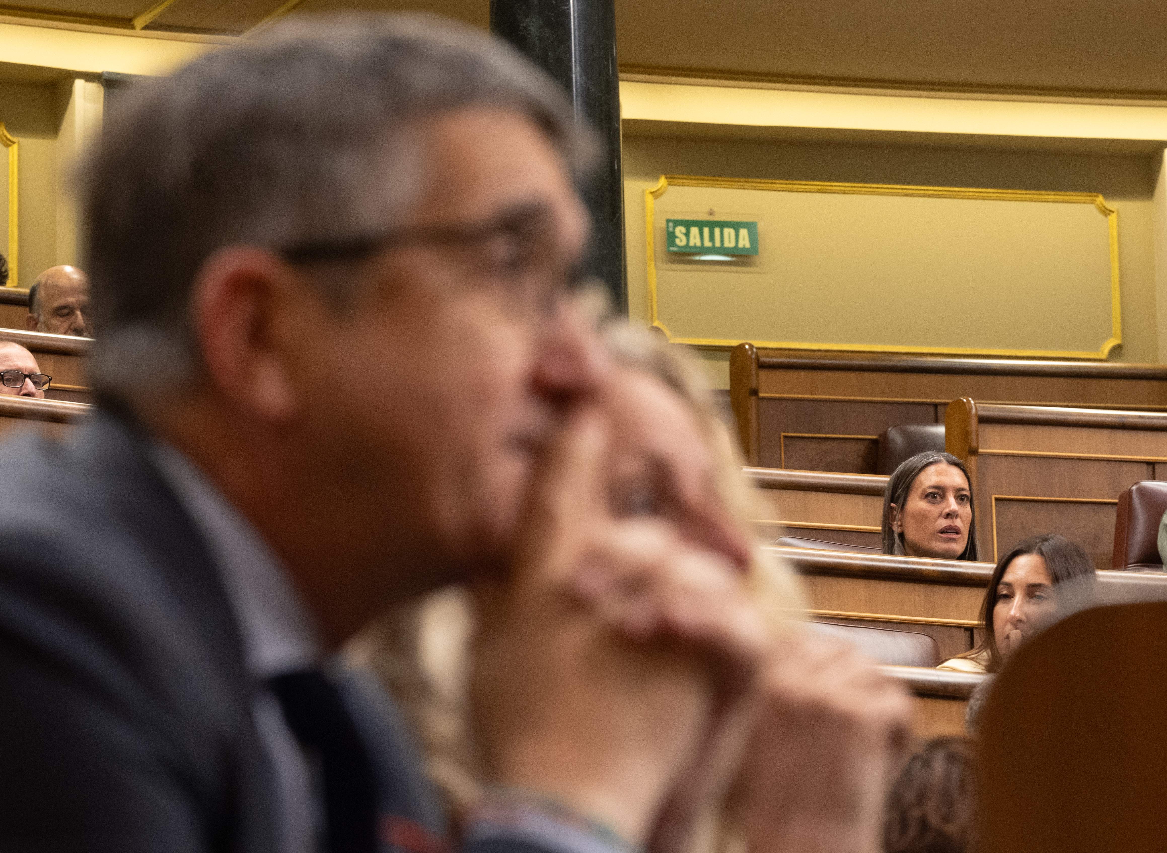 Podemos s'alia amb PP i Vox i tomba al Congrés la delegació d'immigració a Catalunya