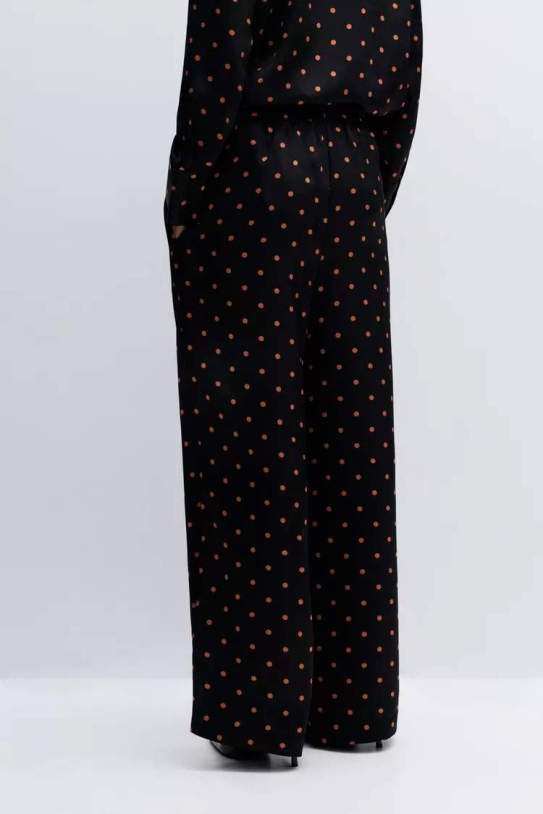 Pantalón satinado