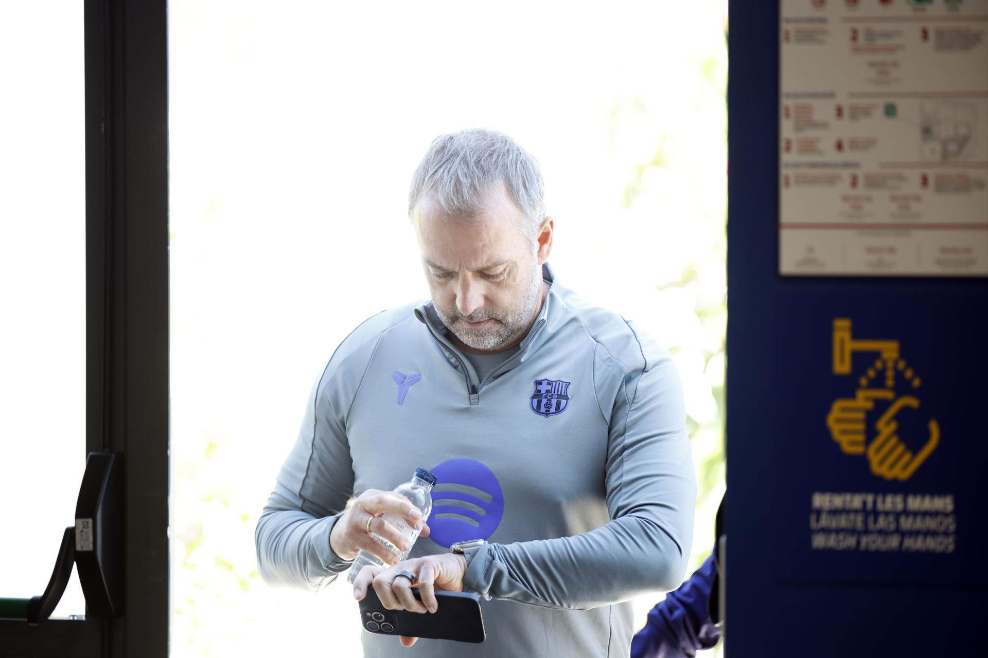 Las dos novedades de Flick para Oviedo: llega el turno de una nueva perla de la Masia