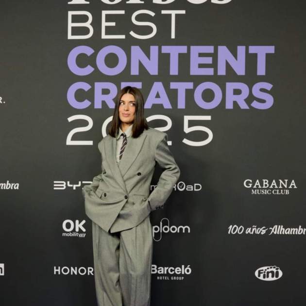Dulceida al photocall dels premis Forbes   Instagram
